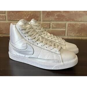 Nike Blazer High 2008  Women's SIze 8.5 Sneakers White Checkerboard